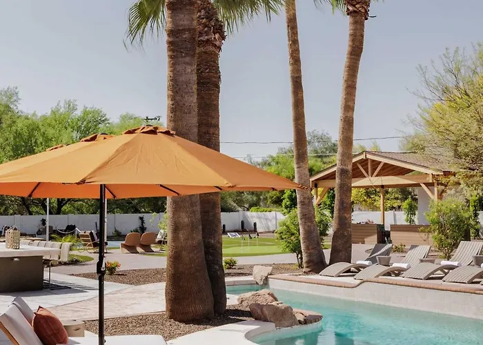 Luxe Private Compound Heated Pool And *