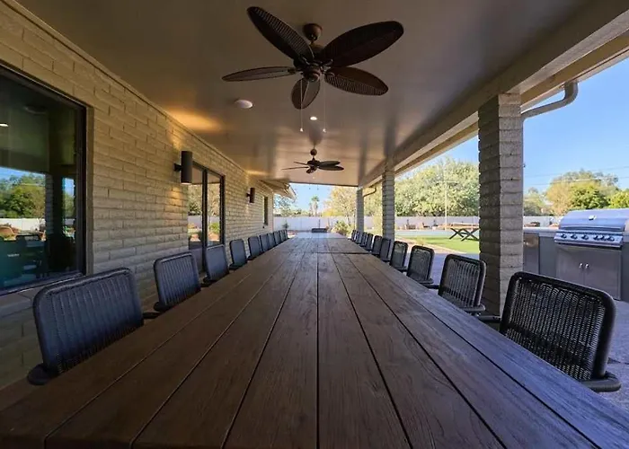 Luxe Private Compound Heated Pool And *