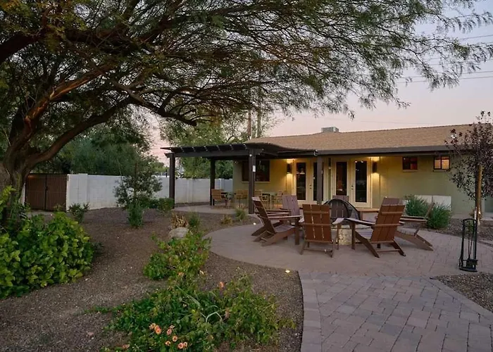 Holiday home Luxe Private Compound Heated Pool And